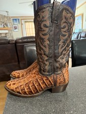 Dan post Brown Caiman Leather