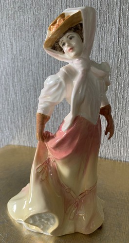 Royal doulton china lady doll - doulton,