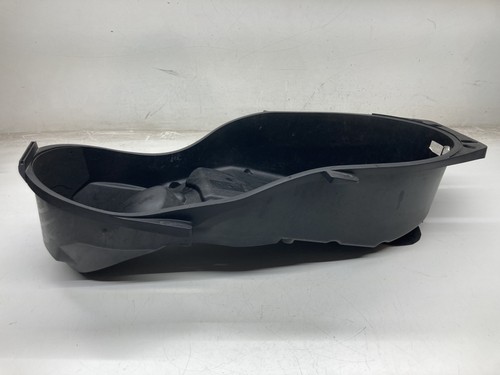 Hull under seat - hull,
