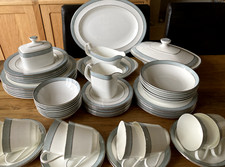 Royal Doulton  Etude  H5003 -