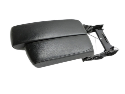 Armrests center armrest