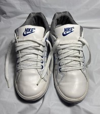 Nike Court Tradition II Sports