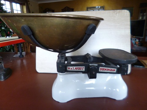 Vintage t avery scales - vintage,