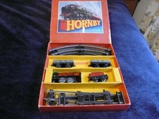 VINTAGE- 0 GAUGE -RED BOXED-HORNBY-GOODS SET No 20- CLOCKWORK-