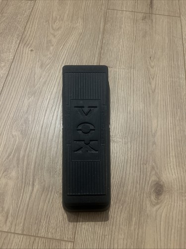 Vox v845 classic guitar - vox,