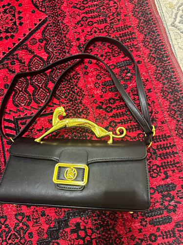 Black leather shoulder bag - black,