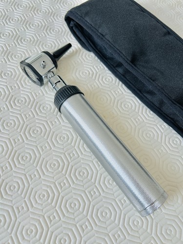 Professional otoscope ent - r&k,