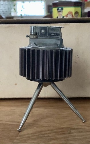 Vintage table lighter with - table, 3