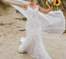 Evie Young bohemian wedding dress with detachable sleeves.  size 6