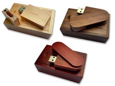 Personalised gift wooden laser engraved 16Gb usb flash drive  with box