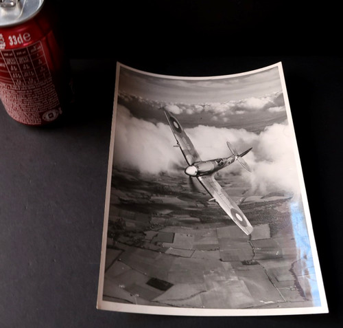 Hawker tempest 22x16 2cm - hawker, 22x16.2cm
