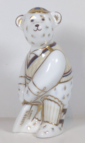 Royal crown derby cricketer - crown,