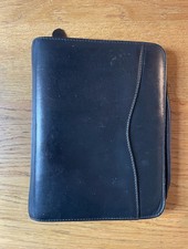 DayTimer Black Leather zippered 7-ring binder with rare hole-punch + calculator