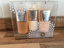 Boots Royal Jelly Creme Bath