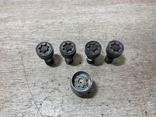 2011 VW GOLF MK6 LOCKING WHEEL NUTS SET WITH KEY