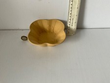 RARE VINTAGE WEDGWOOD  YELLOW CANE JASPER WARE IVY BOWL