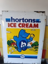 Original vintage metal Hortons
