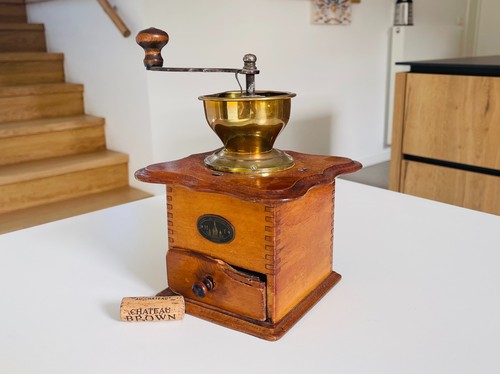 Armin vintage coffee grinder - grinder, /