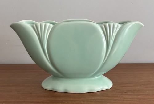 Vintage dartmouth mantel vase - vintage,