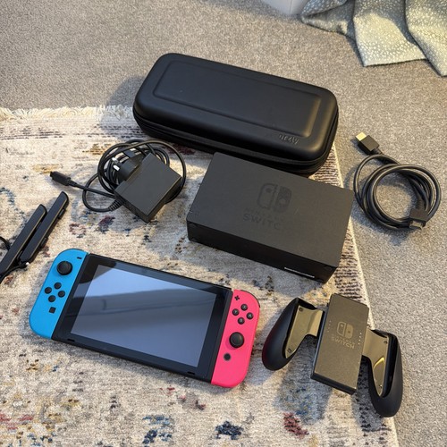 Nintendo switch 32gb console - nintendo,