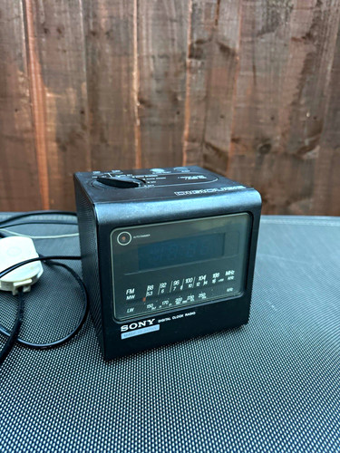 Sony icf c11l digicube - icf-c11l, digital