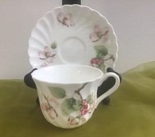 Wedgwood Apple Blossom Swirl