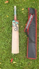 Kookaburra  Aura Pro Cricket Bat