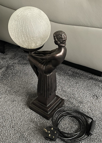 Vintage table lamp sculpture - table,