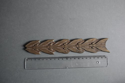 Brass plate ornament - brass, plate: