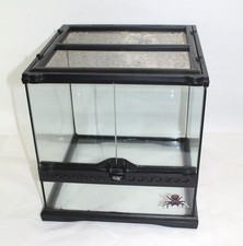 Exo Terra 30x30x30cm Terrarium Used and in good condition 1 foot square