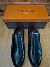 MEMPHIS ONE MEN'S SLIP-ON SHOES - SIZE 8 - NEW & BOXED