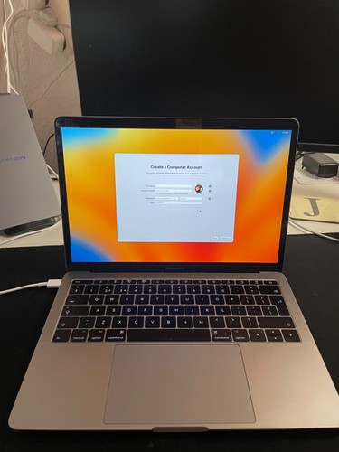 Apple macbook pro 2017 - macbook,