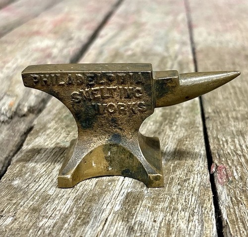Antique bronze mini anvil - antique,