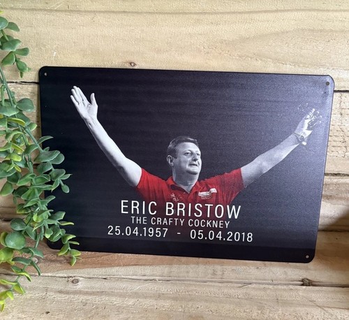 Darts legend tribute - darts,