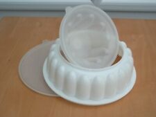 tupperware jelly dessert blancmange ring mould 1201 ~ 1202 and lid 1203 vintage