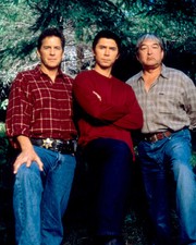 Wolf Lake [Cast] (4515) 8x10