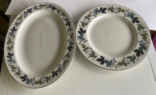 Royal doulton burgundy serving - royal,