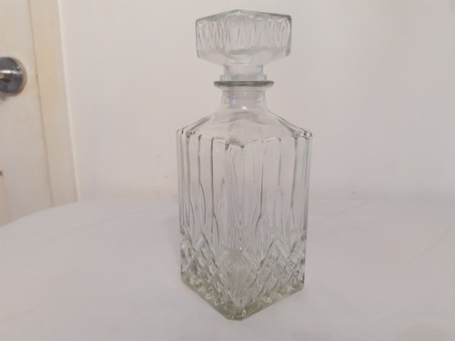 Vintage decanter cut glass - cut,