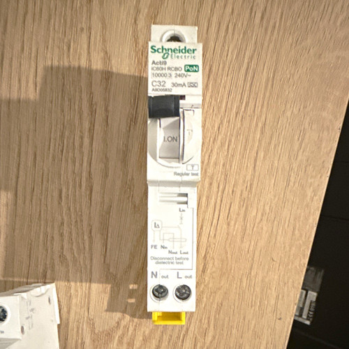 Schneider electric acti9 ic60h - schneider,