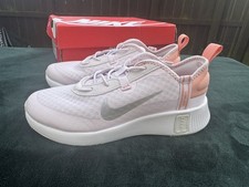 Nike reposto running trainers - nike,