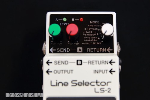 Boss line selector pedal - line,