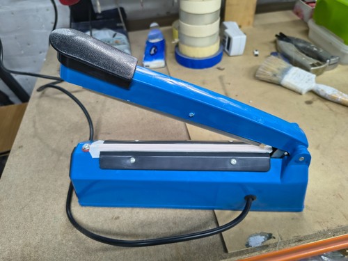 Sealer plastic film - sealer.,