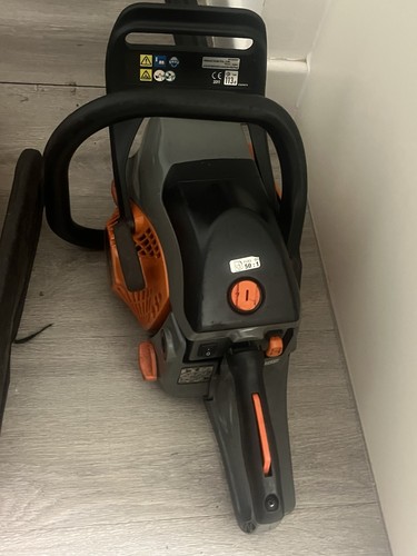 Hitachi petrol chainsaw - hitachi,