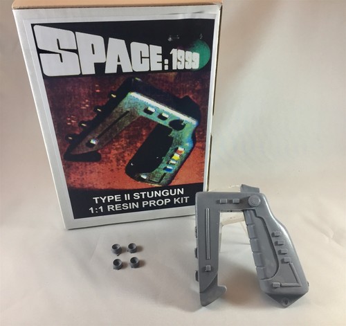 Space 1999 sidearm pistol gun - space,