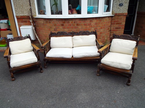 Oak bergere three - three, piece