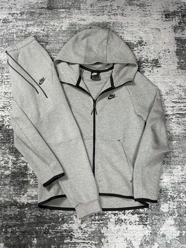 Nike tech fleece old - , season