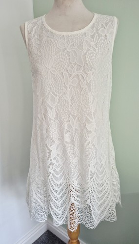 Stella morgan cream - stella, lace