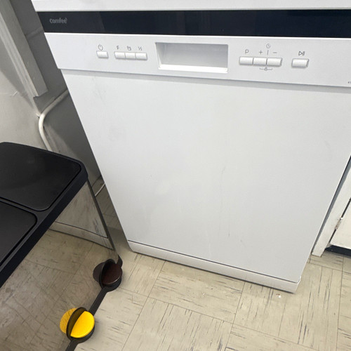 Comfee slimline freestanding - slimline,