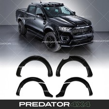 GLOSS BLACK WHEEL ARCHES