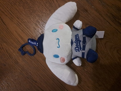 Dodgers sanrio cinnamoroll - sanrio, "cinnamoroll"